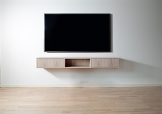 Klim Furniture | Væghængt TV - bord | Eg hvidolie